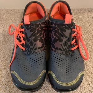 Under Armour “Toxic” sneakers